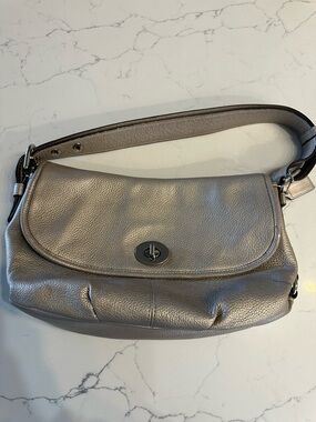 Coach Legacy Metallic Silver Pebbled Leather Turnlock Shoulder Bag F15170